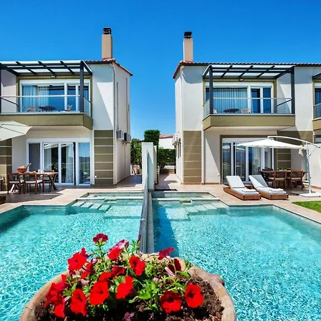 Sunny Grande Villa *